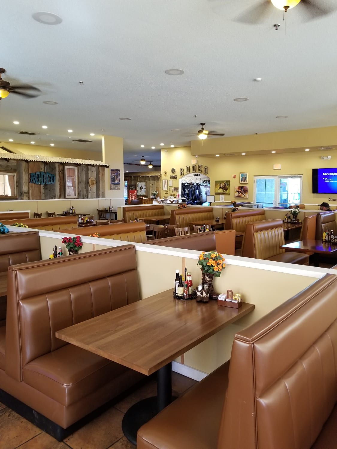 oakland bistro kalamazoo on Premium Solid Wood Butcher Block Restaurant Table