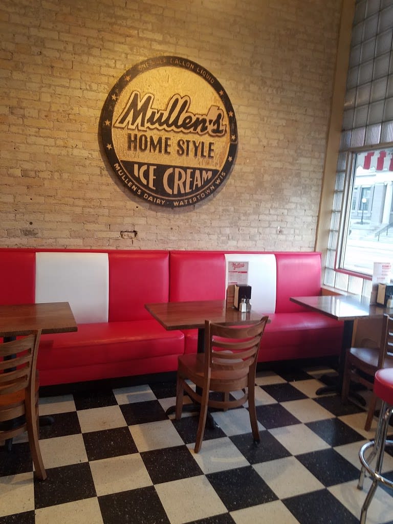 oakland bistro kalamazoo on Premium Solid Wood Butcher Block Restaurant Tables